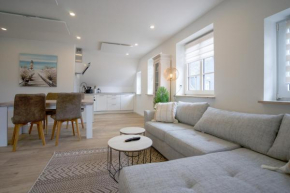 Lichtmeer - Helle & moderne Ferienwohnung direkt am Meer